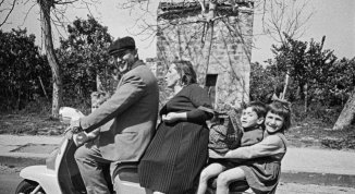 Bruno Barbey. Gli Italiani: la fotografia in mostra a Palazzo Falletti di Barolo