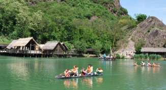 Dove andare con i bambini in provincia di Brescia: spiagge, laghi, castelli, parchi avventura, sentieri di montagna