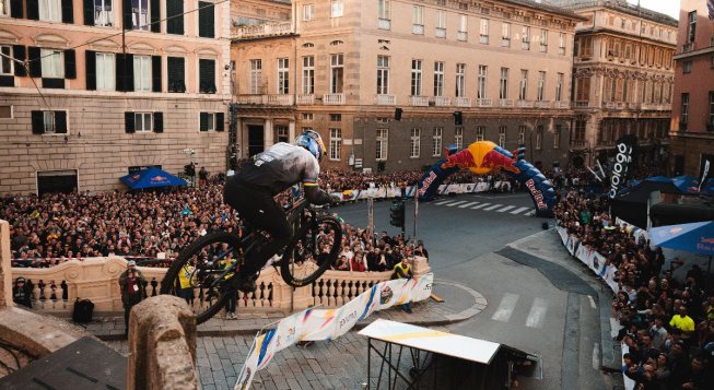 ©Gabriele Seghizzi, Mauro Puccini / Red Bull Content Pool