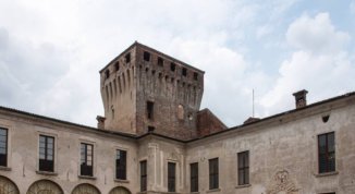 Castello di Padernello, salita alla torre inaccessibile