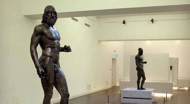 I Bronzi di Riace / Wikipedia ph. Sailko