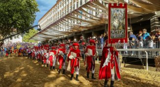 Palio di Asti 2025: sorteggiate le batterie e tribune già sold out per l’edizione dei 750 anni