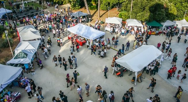 ©Facebook.com/genovacomics