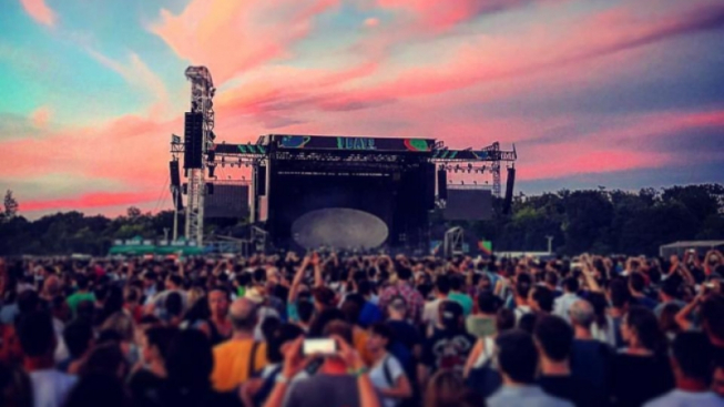 I-Days/Facebook