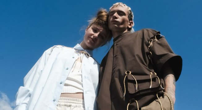 © facebook.com/whiteshowofficial