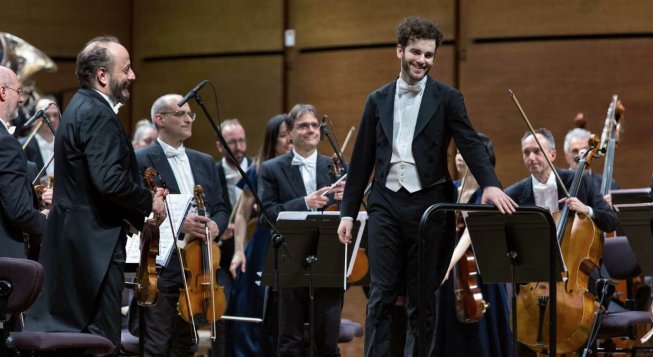 Emmanuel Tjeknavorian © Angelica Concari