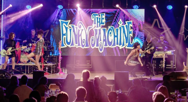 © Roberto Cazzanello - facebook.com/TheFunkyMachine