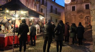 Natale nel Borgo di Tussio 2025: tornano i mercatini tra cibo, food e musica