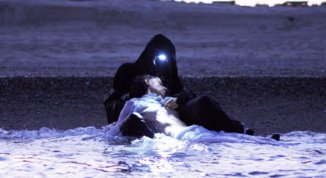 Frankenstein a teatro con i Motus: arti visive e danza per il capolavoro di Mary Shelley