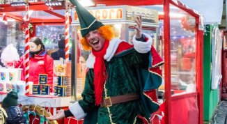 Villaggio delle Meraviglie 2025, con pista di pattinaggio, casa di Babbo Natale e street food natalizio