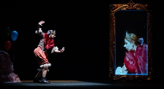 Il nuovo vestito dell’Imperatrice