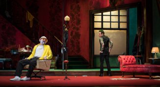 Ritorno a casa: lo spettacolo di Massimo Popolizio al Teatro Carignano