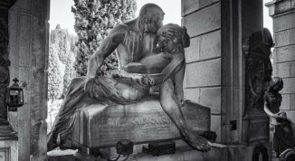 L'ultimo bacio. Storie d'amore e di vita al Cimitero di Staglieno, conferenza itinerante