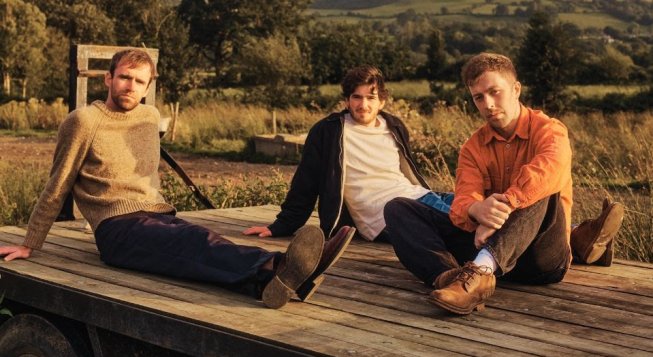 Kingfishr © Rebecca Aston