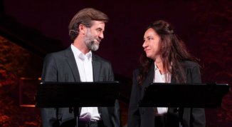 V13: Arianna Scommegna e Mattia Fabris leggono Emmanuel Carrère