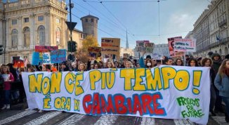 Fridays for Future: a Torino il corteo per il clima e la giustizia sociale