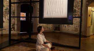 Respirare il tempo, abitare lo spazio: yoga e arte si incontrano al Museo Accorsi-Ometto