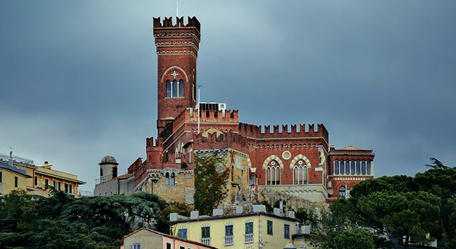 Castello d'Albertis (dal Palazzo del Principe) © Zairon da wikipedia.org