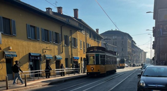 Tram in via Mambretti
