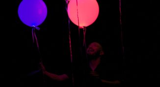 Racconto alla rovescia, spettacolo per bambini di e con Claudio Milani