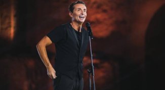 Angelo Pintus al Politeama Genovese con Nabana