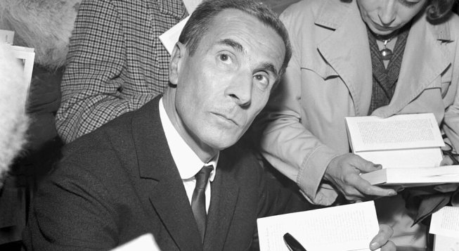 Dino Buzzati © Giorgio Lotti - Mondadori Portfolio / Wikimedia Commons