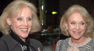 Le gemelle Kessler morte insieme in Germania: addio ad Alice ed Ellen, icone della tv italiana