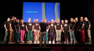 Checcoro in concerto (Voci libere: canto contro la violenza)