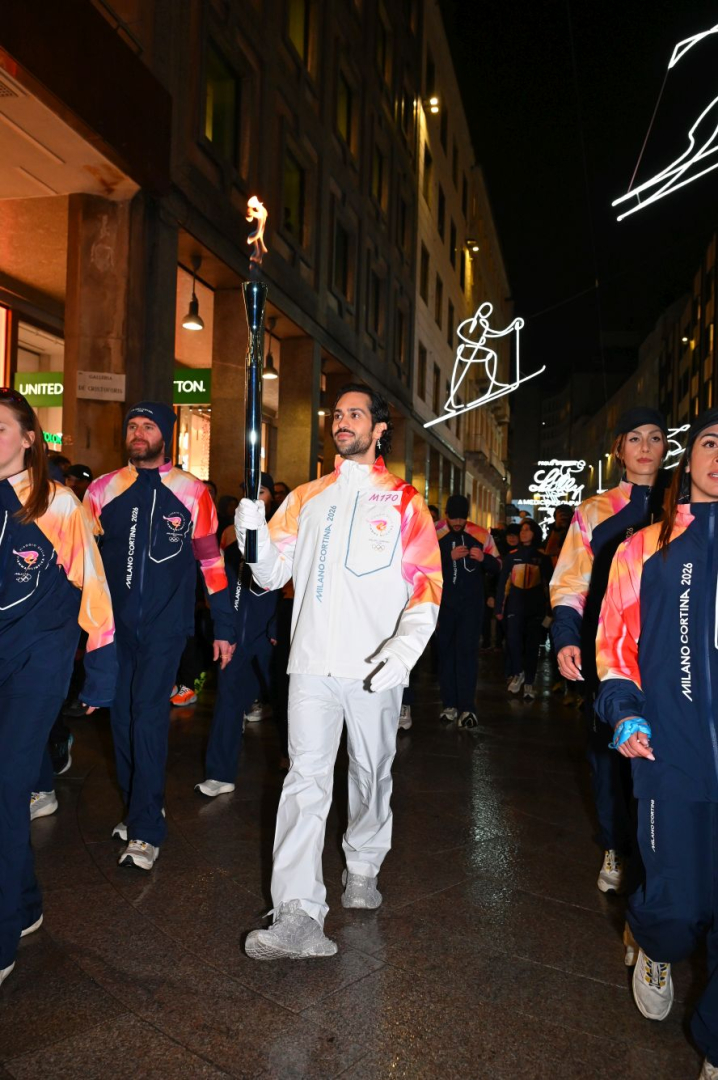 Fiamma Olimpica a Milano: giorno 1 (Mahmood)