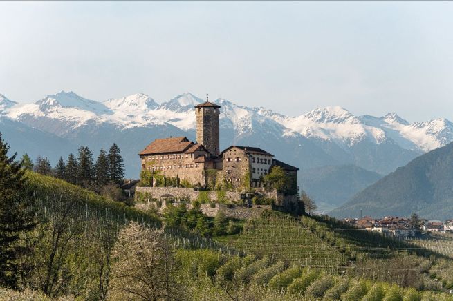 Castel Valer