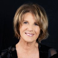 L'eredità di Manzoni: quiz show sul Manzoni e sui Promessi Sposi con Lella Costa