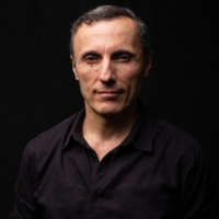 Valerio Aprea in scena a Roma con 'LAPOCALISSE' al Teatro Ambra Jovinelli