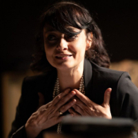 Appunti per il futuro, di e con Elena Arvigo