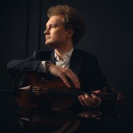 Dmytro Udovychenko in concerto con Anna Han