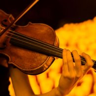 Candlelight: tributo a Fabrizio De André, concerto a lume di candela con quartetto d'archi