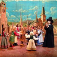 Il Pifferaio Magico, spettacolo di marionette della compagnia Carlo Colla & Figli