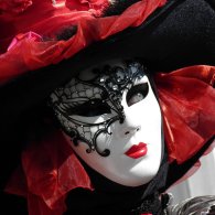 Gran ballo di carnevale 2026, festa settecentesca in maschera con musica e danze