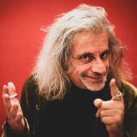 ALESSANDRO BERGONZONI - ARRIVANO I DUNQUE