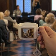 Tea Talk: Bocconi simultaneisti e cangianti, conferenza con tè e pasticcini