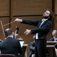 Ein Deutsches Requiem: concerto di Pasqua dell'Orchestra Sinfonica di Milano, dirige Emmanuel Tjeknavorian