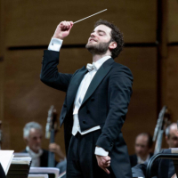 Danza delle Sciabole e altre danze: Orchestra Sinfonica di Milano in concerto, dirige Emmanuel Tjeknavorian