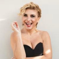 BARBARA FORIA, BASTA UN FILO DI ROSSETTO