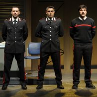 Minchia signor tenente, di e con Antonio Grosso