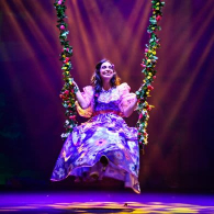 LA FAMIGLIA MADRIGAL