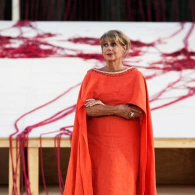 Lisistrata, con lella costa