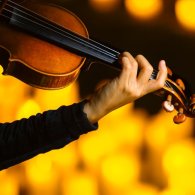 Candlelight: tributo ai Queen e ai Beatles, concerto a lume di candela