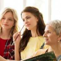 Slow Art (rallenta, osserva, crea), workshop di pittura per la Festa della Mamma