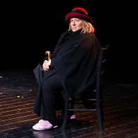 Sono viva per miracolo, scritto e diretto da Adolfo Ferraro, con Antonella Morea