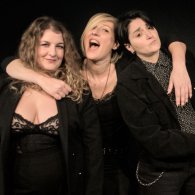 Si sa, le donne non fanno ridere... ma almeno c'è figa, di Alessandra Flamini