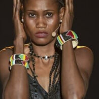 Ballata della donna e del soldato - Suq Festival, La Claque